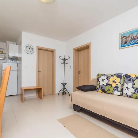 Apartment Fenix.1 *